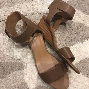 Nine West beige mini wedge sandals